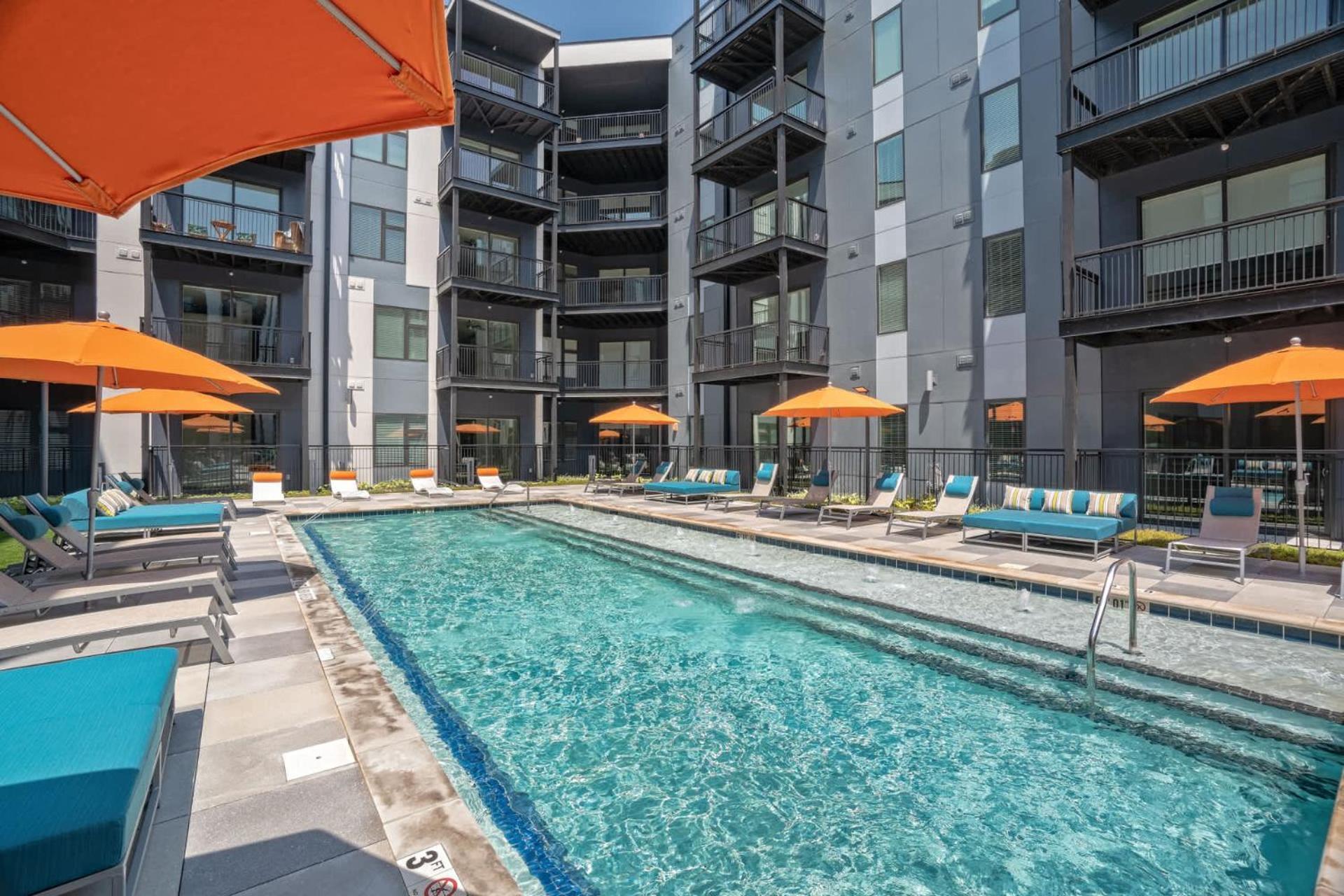 Stunning Nulu 1Br Cozysuites 03 Louisville Exterior photo